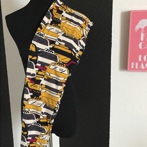 Brand New Never Worn LuLaRoe 1.0 TC Taxi Leggings